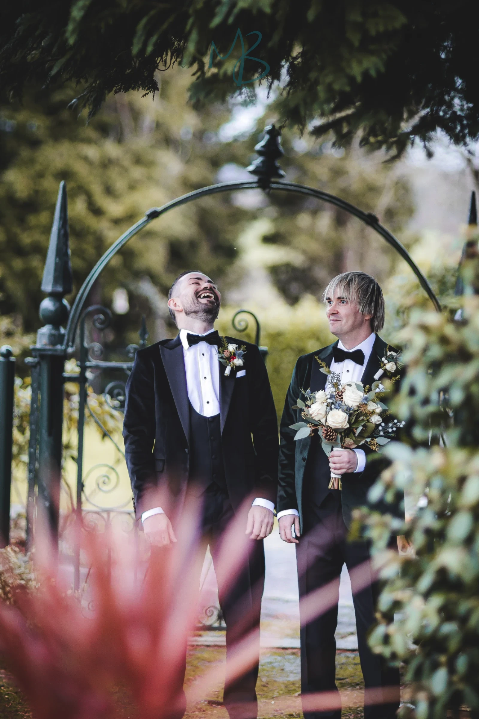 David & James, Brookhall cottages