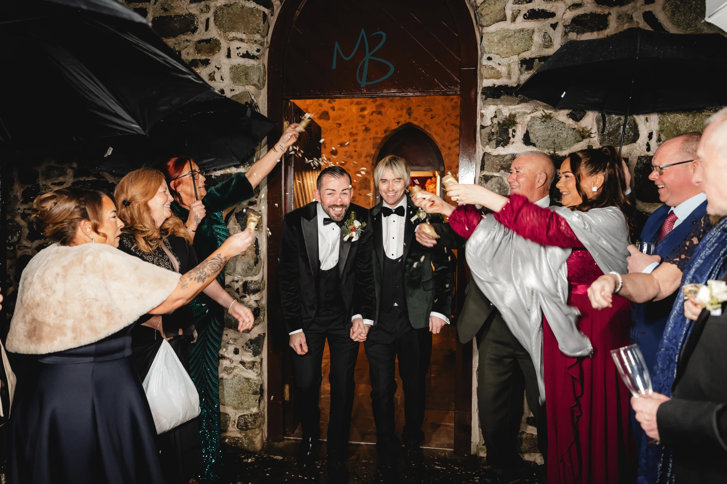 David & James, Brookhall cottages