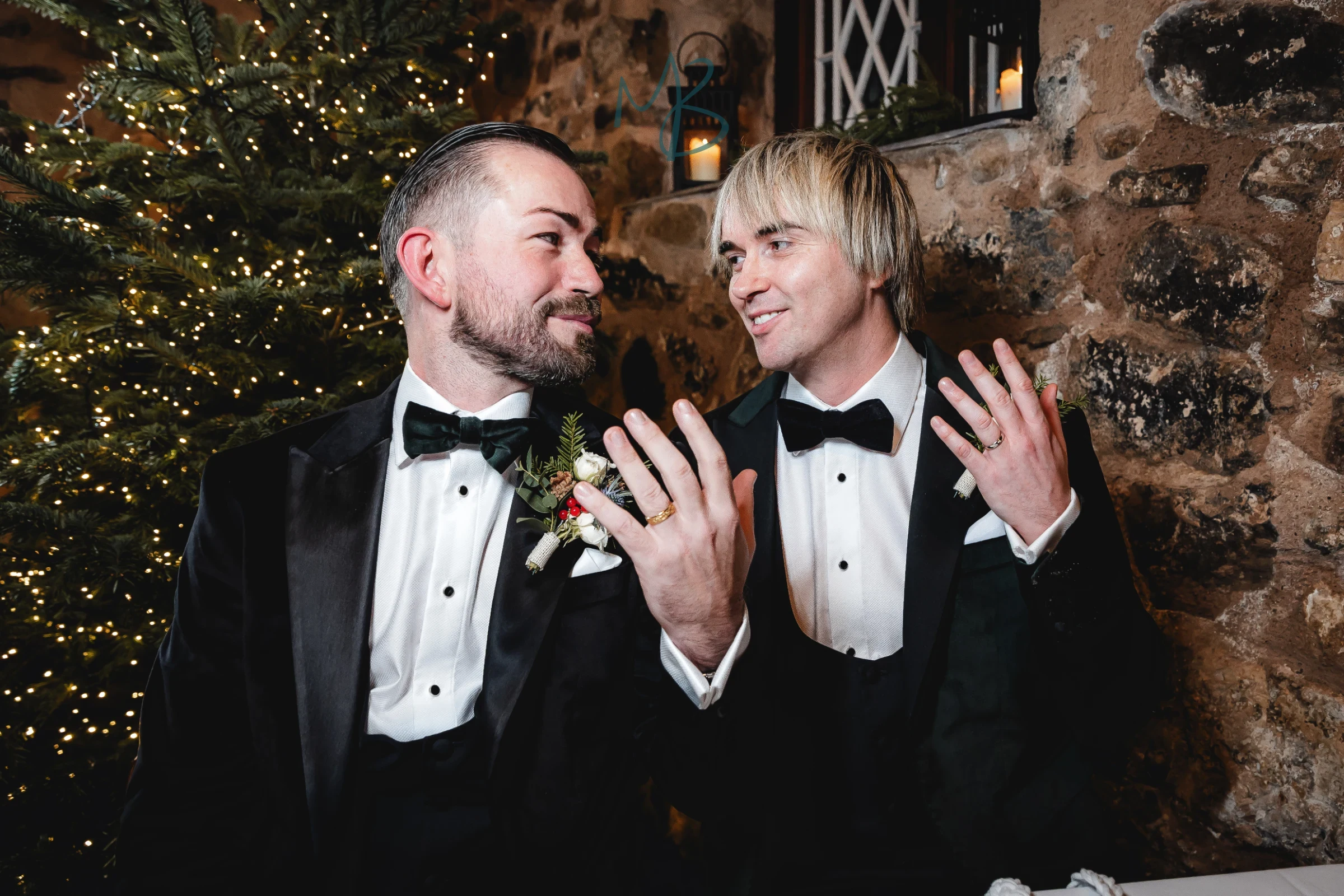 David & James, Brookhall cottages