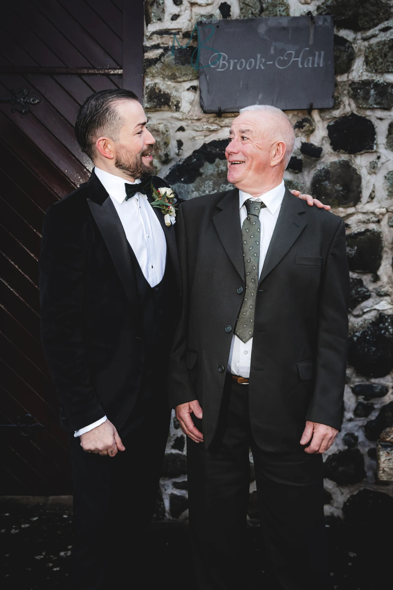 David & James, Brookhall cottages