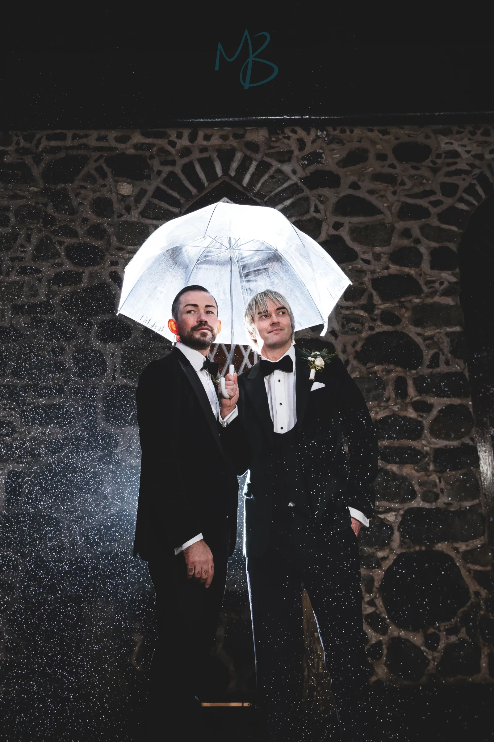 David & James, Brookhall cottages