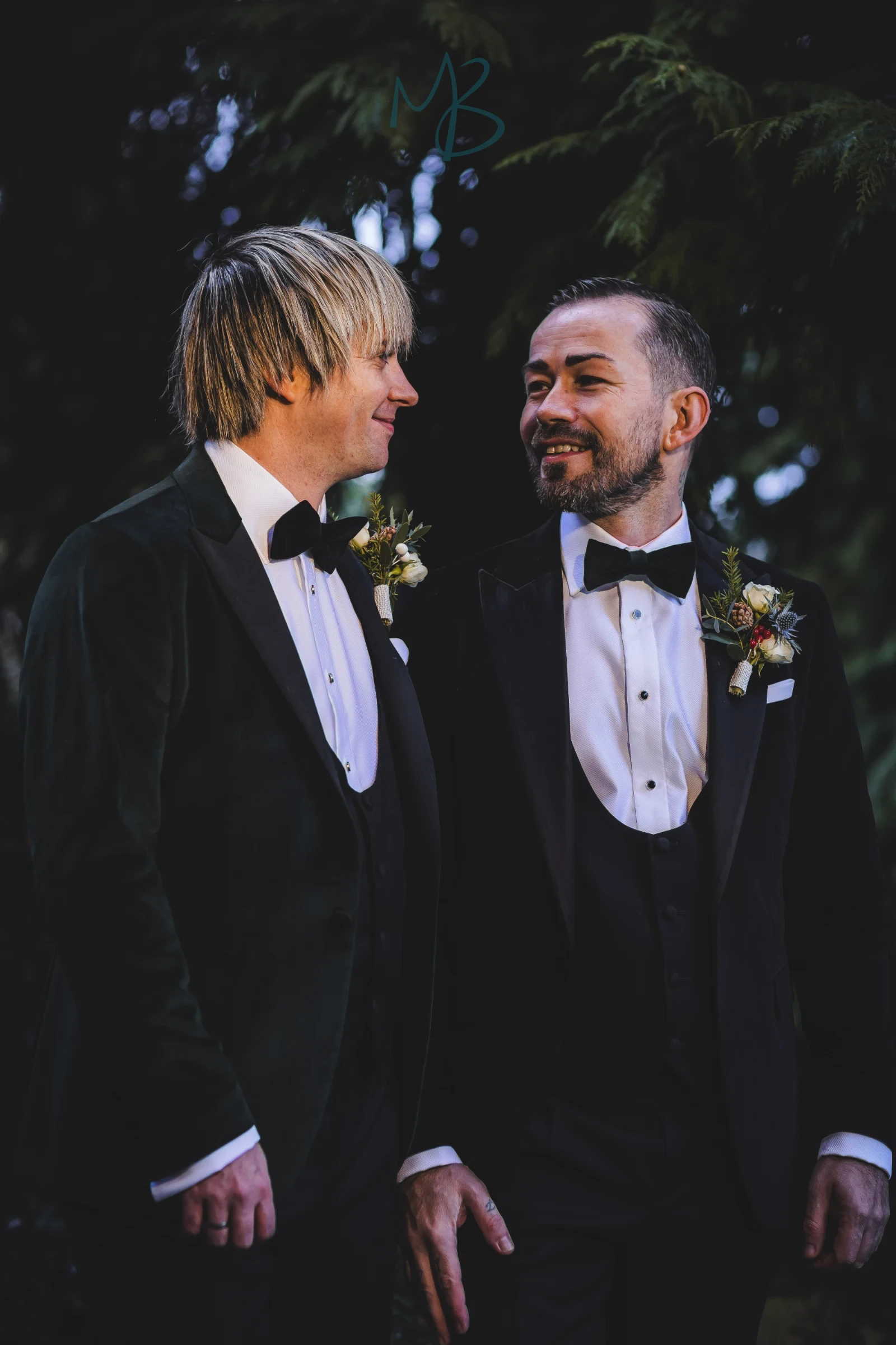 David & James, Brookhall cottages