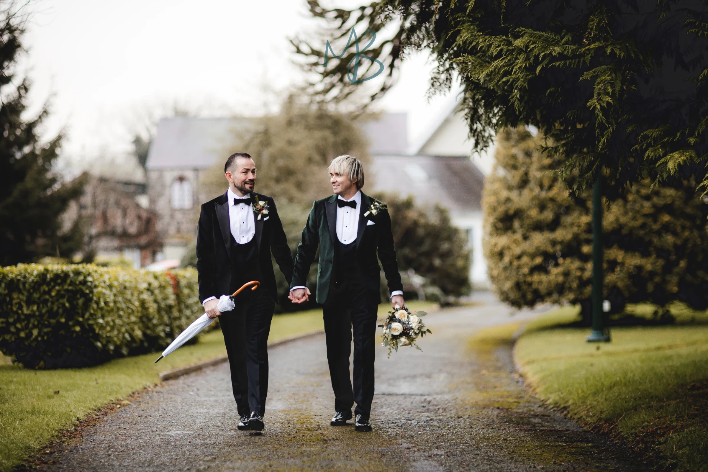 David & James, Brookhall cottages