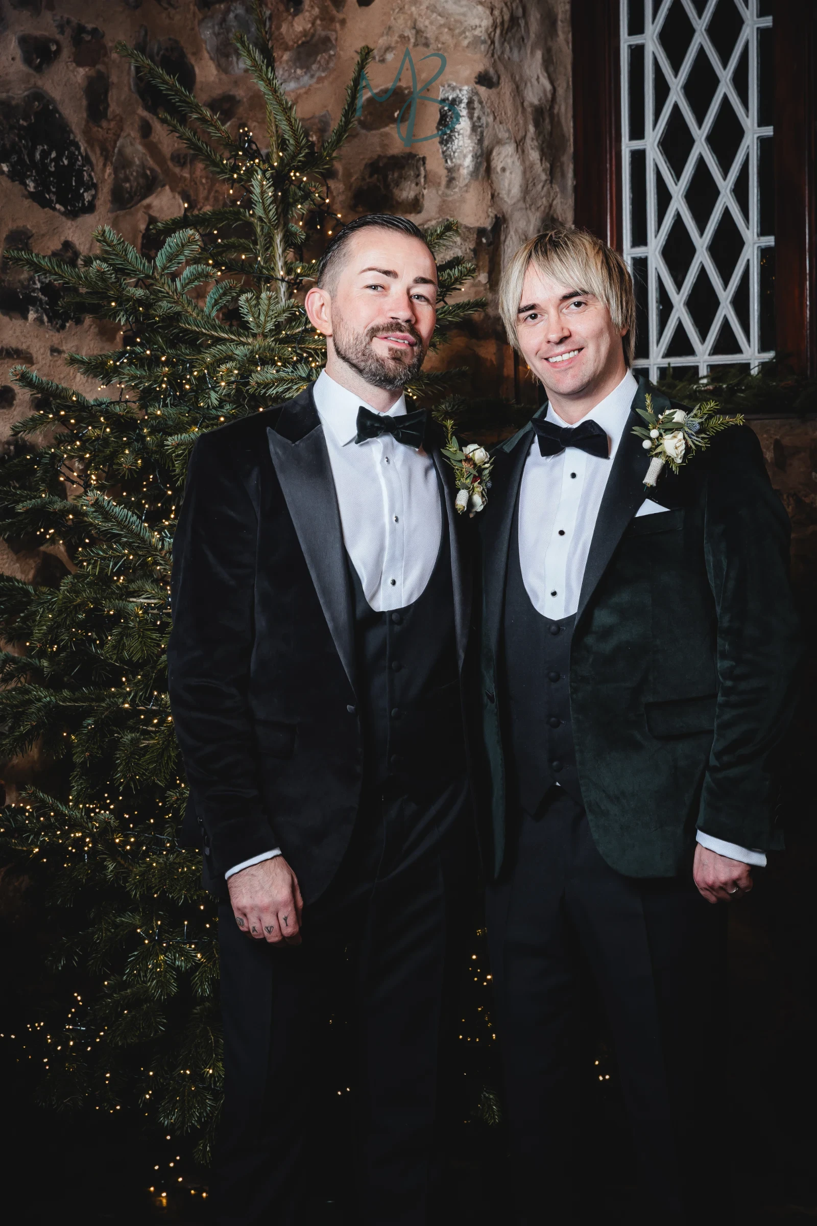 David & James, Brookhall cottages