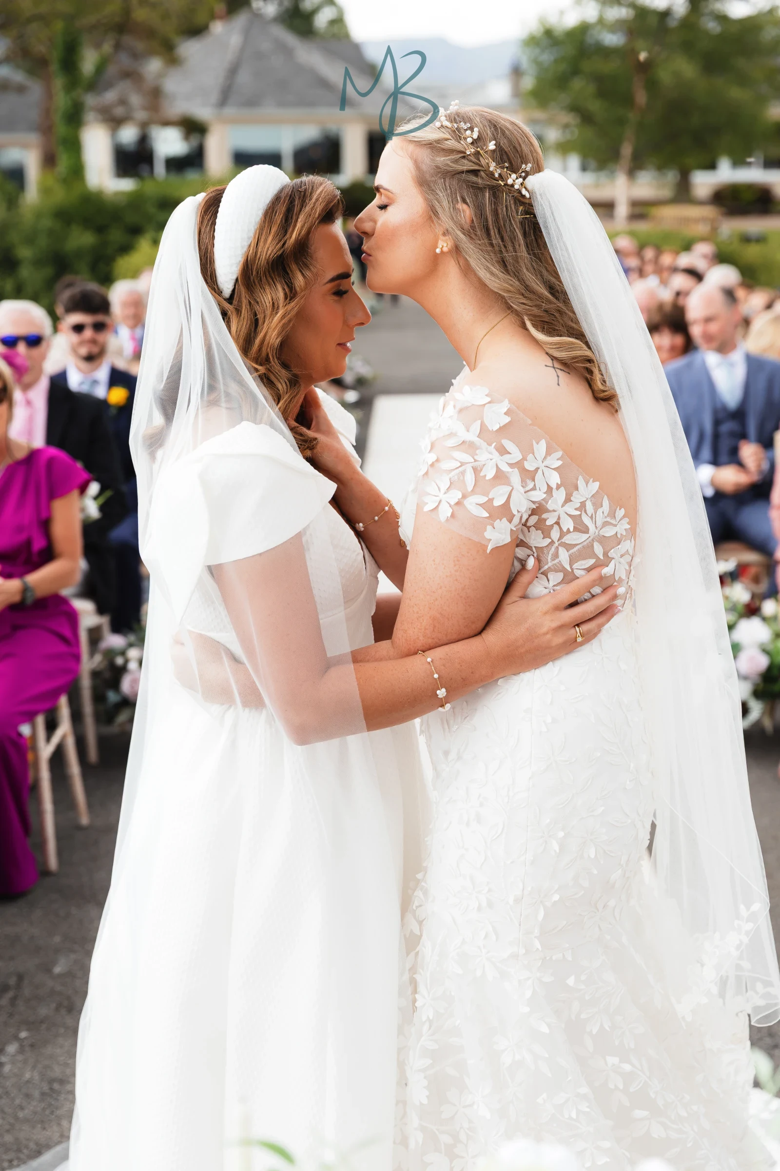 Aoife & Andrea, Harvey's Point