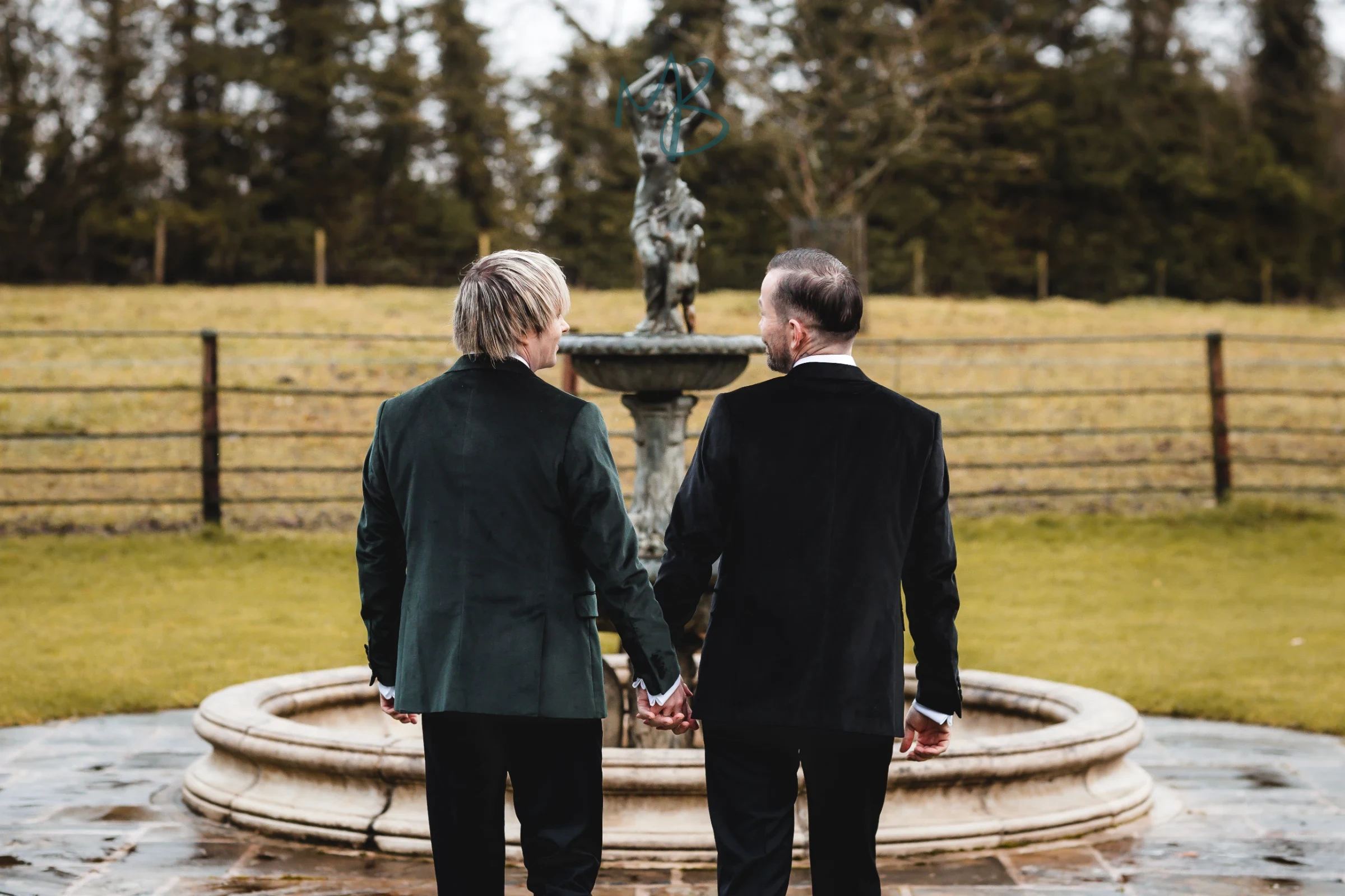 David & James, Brookhall cottages