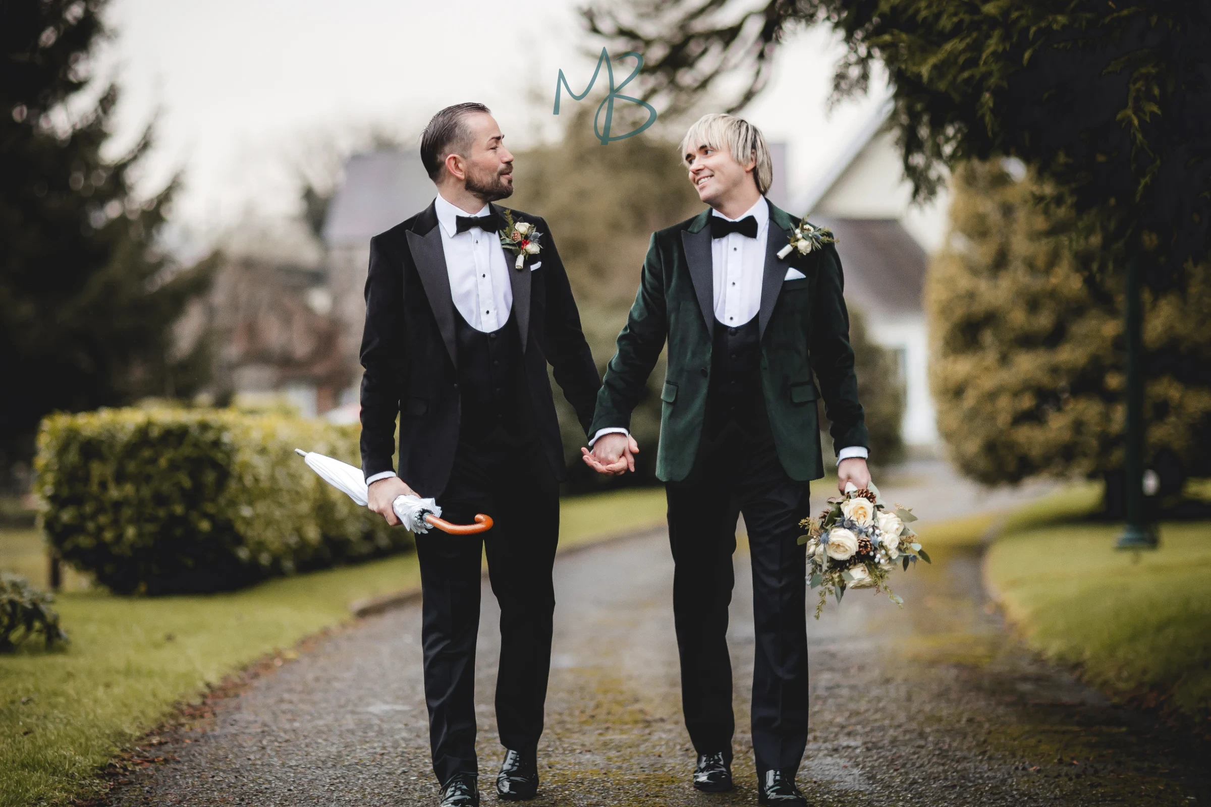 David & James, Brookhall cottages