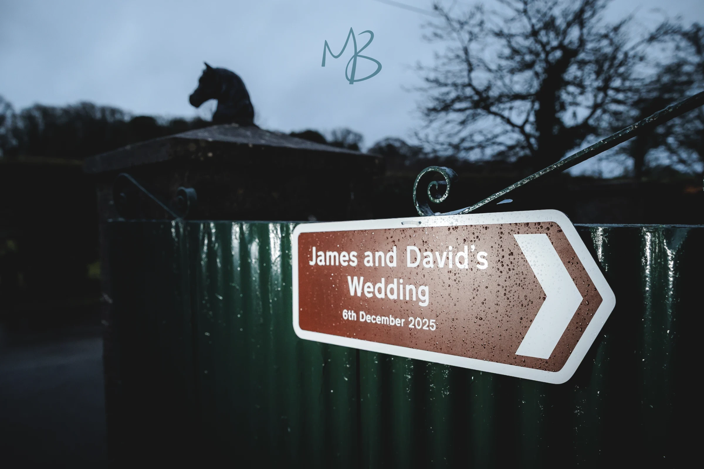 David & James, Brookhall cottages