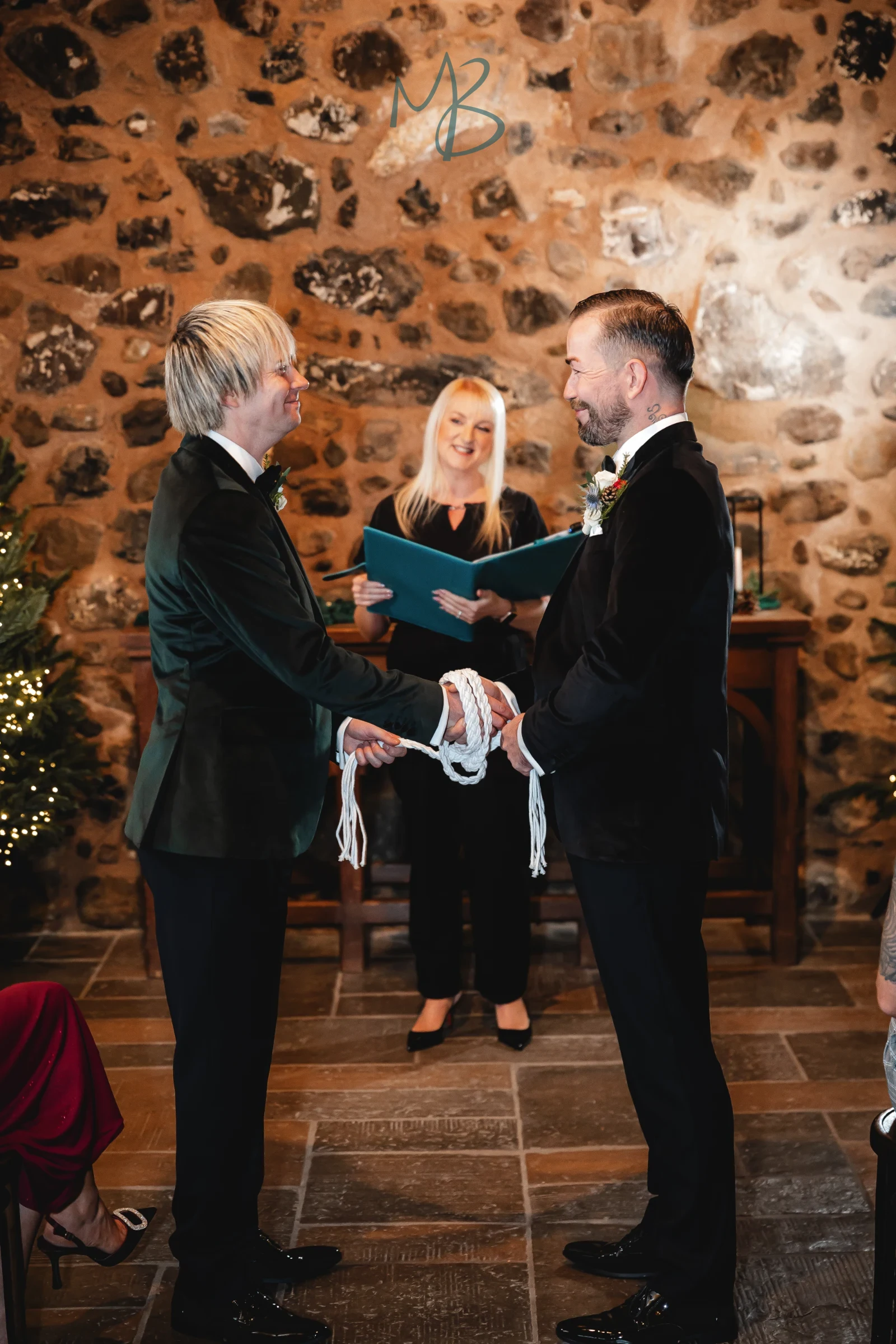 David & James, Brookhall cottages