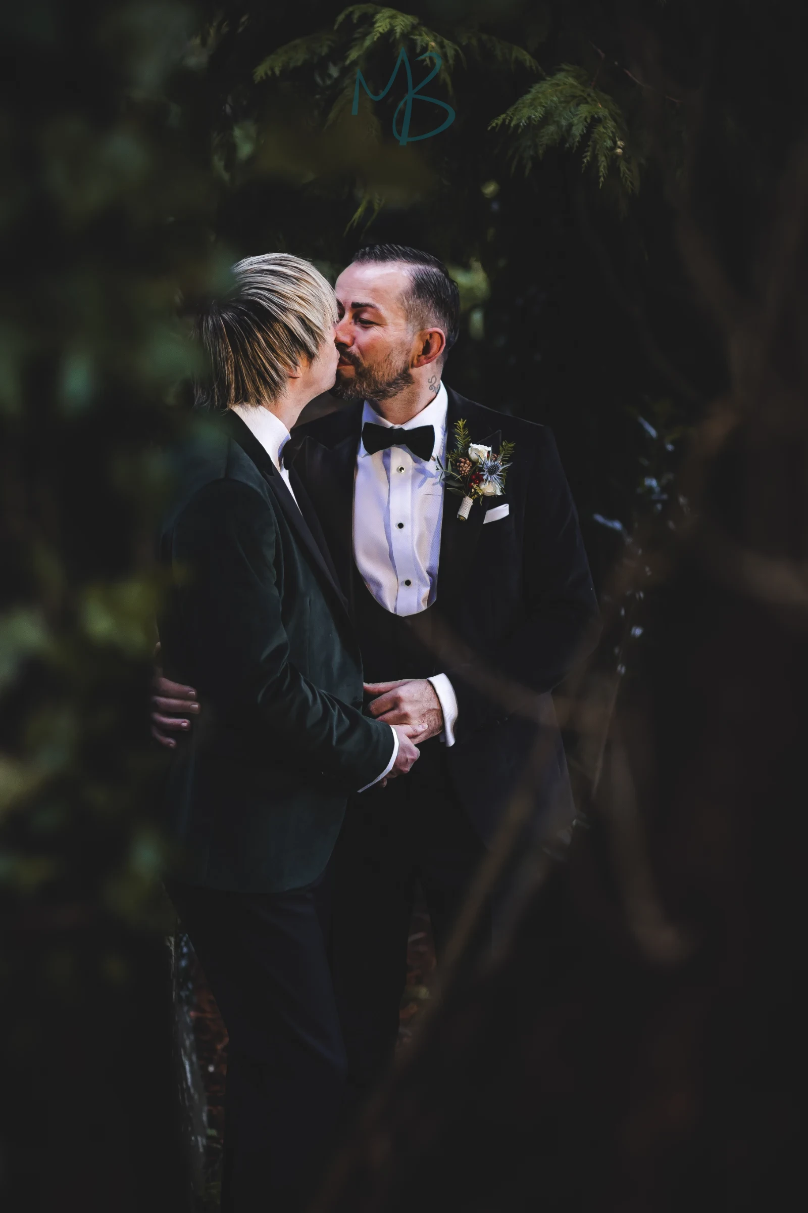 David & James, Brookhall cottages