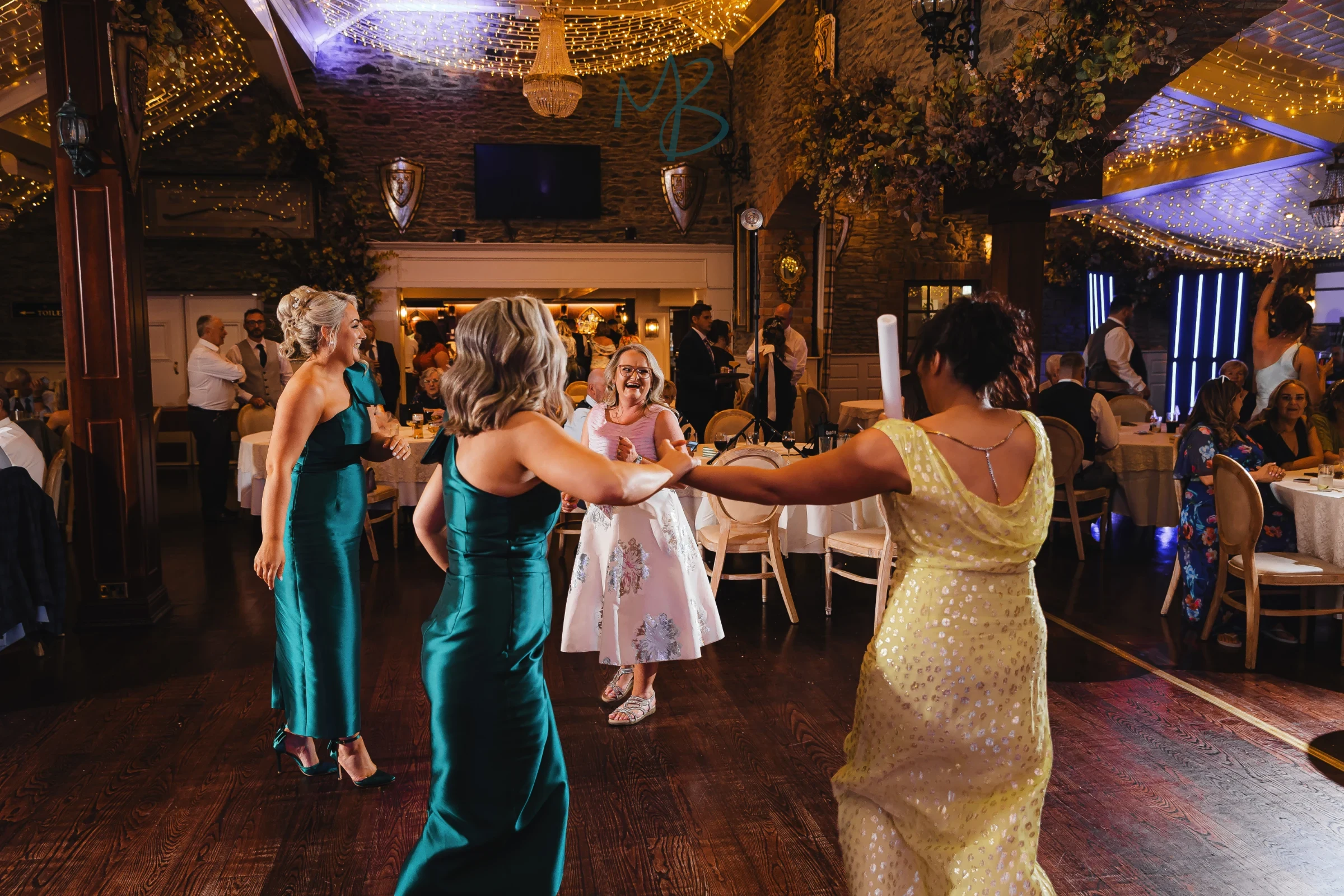 Ruth & Oran, Darver Castle