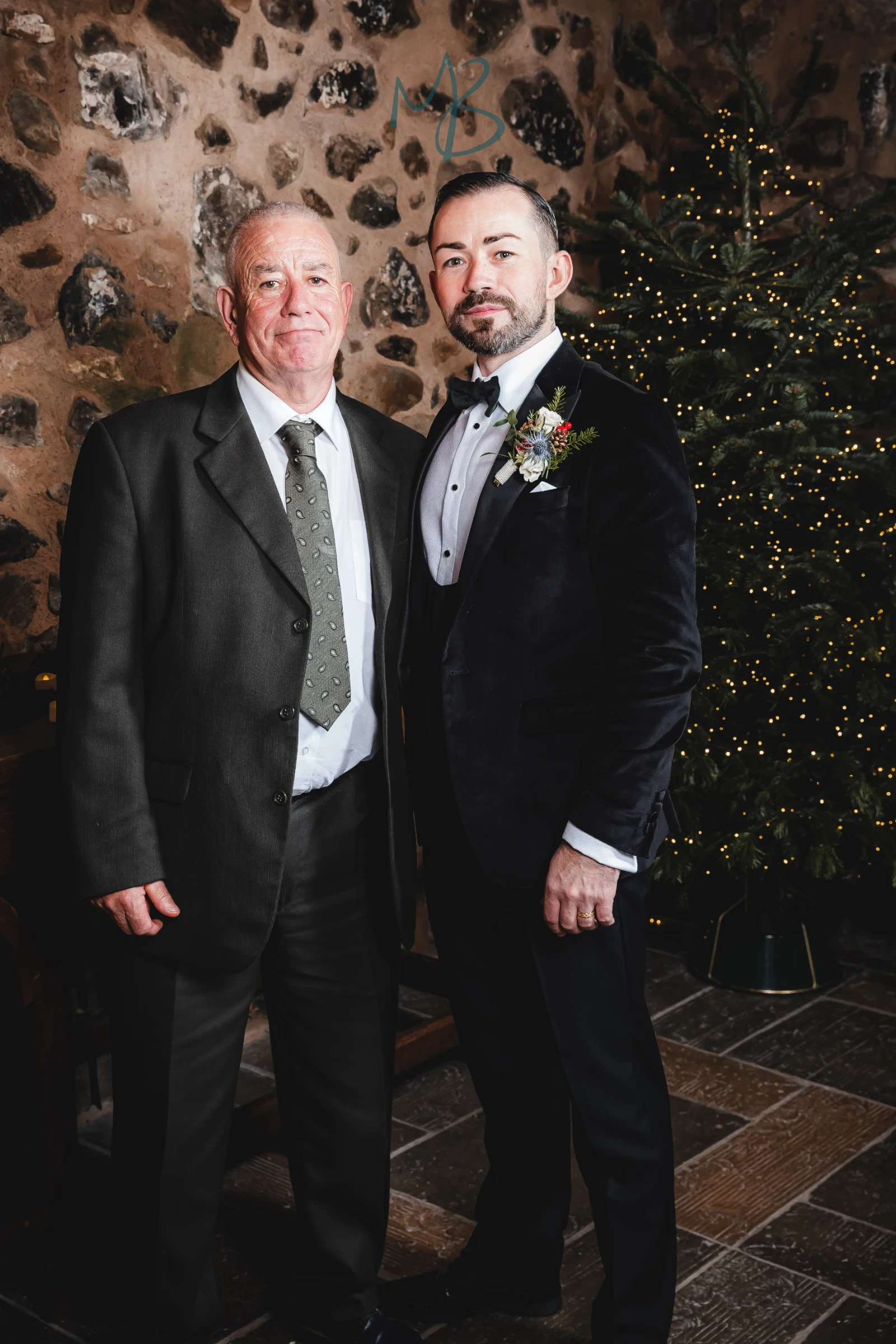 David & James, Brookhall cottages