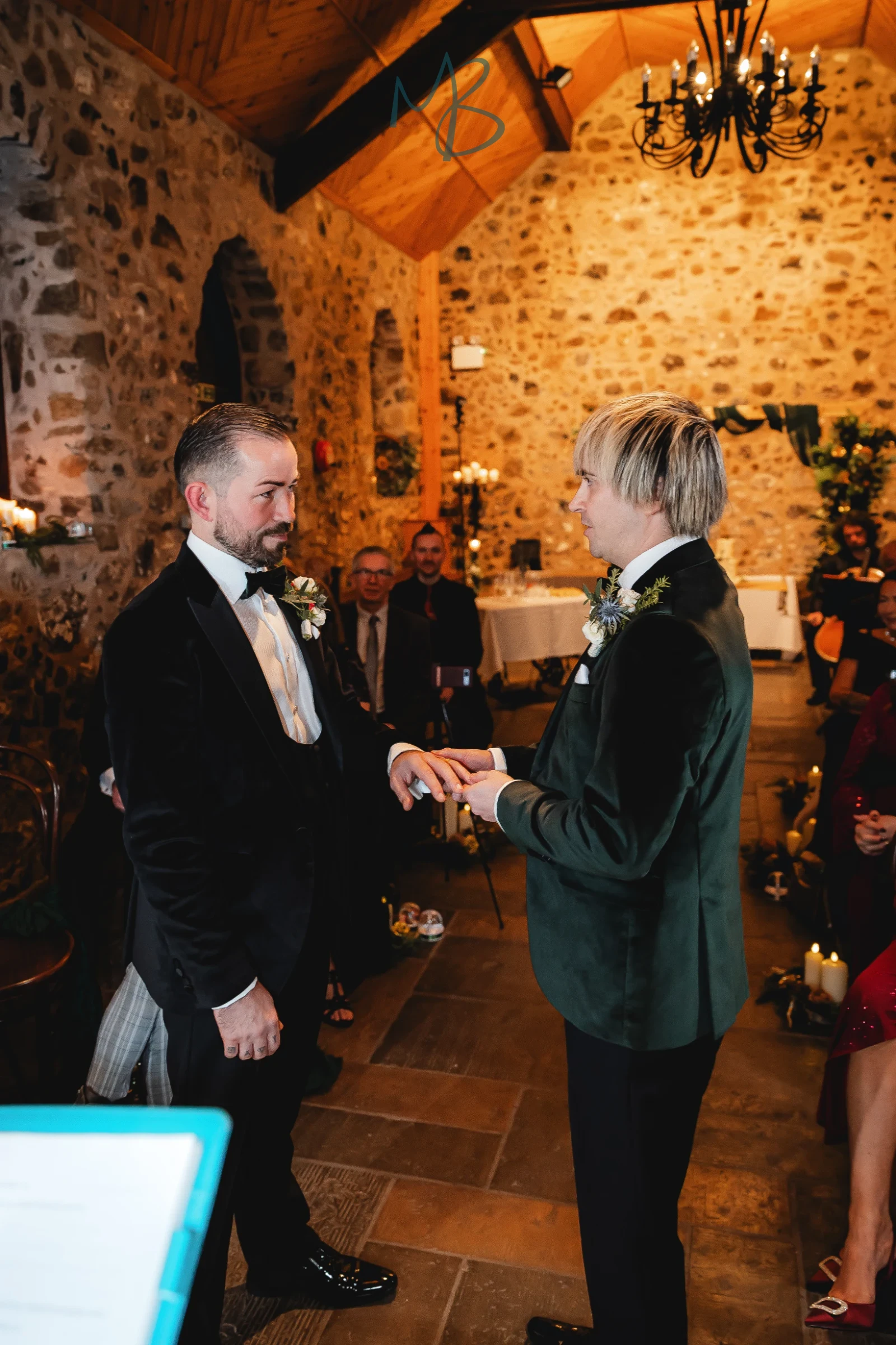 David & James, Brookhall cottages