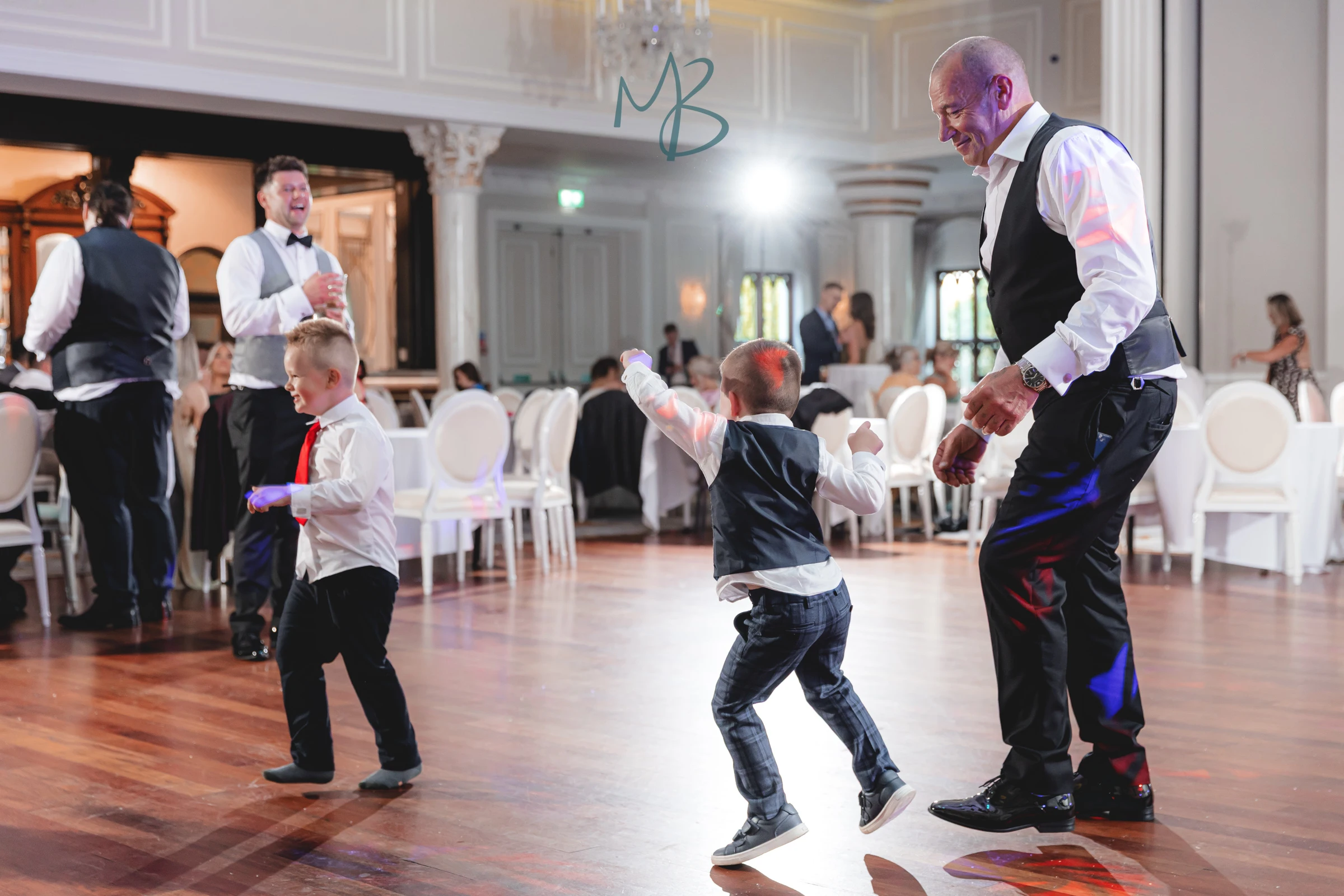 Lee and Melissa, Tullyglass Hotel